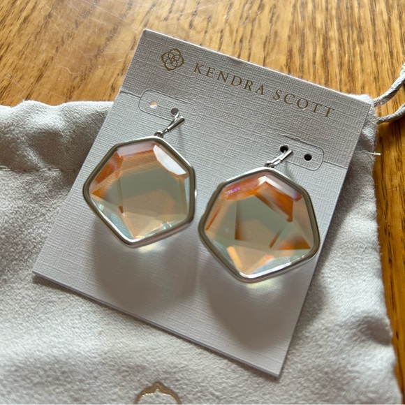 Kendra Scott Jewelry Nwt Kendra Scott Vanessa Drop Earrings
